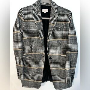 Loft is 7% wool material blazer